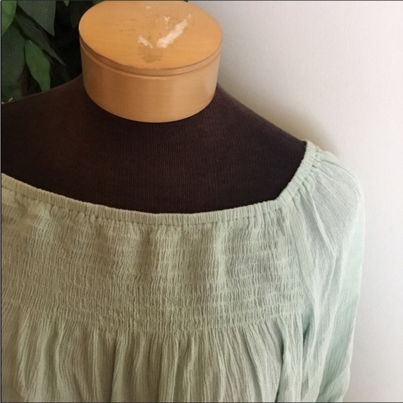 Raga blouse Womans medium bell sleeve crinkle material light green lace … - Picture 2 of 15